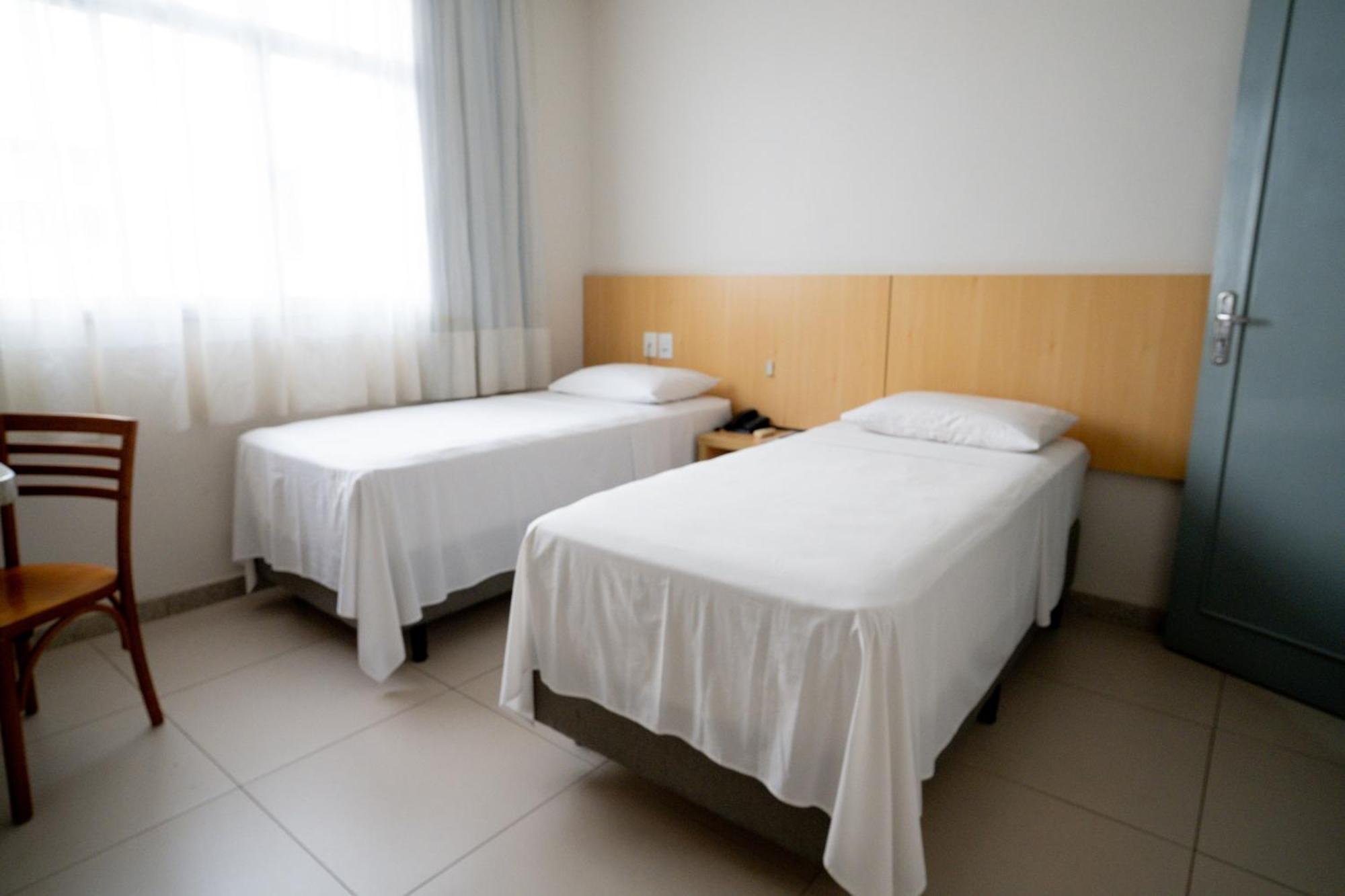 לינארס Hotel Conceicao מראה חיצוני תמונה